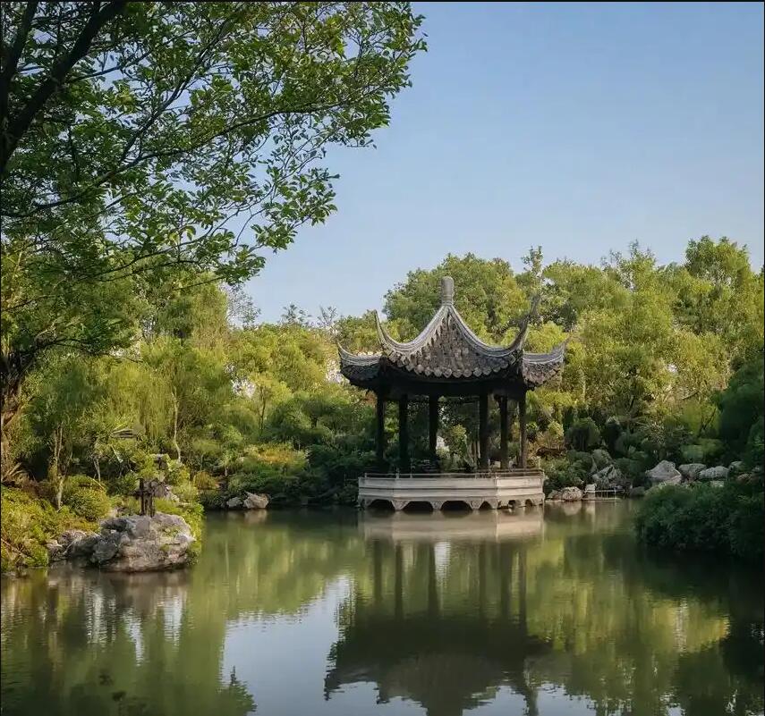 泰山区尔芙餐饮有限公司